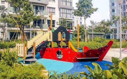 pe板组合滑梯