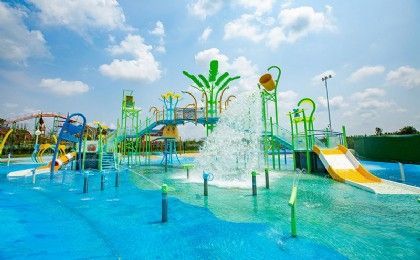 水上主题游乐设备