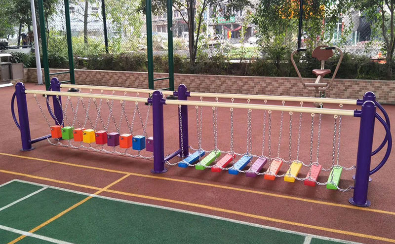 幼儿园拓展设备